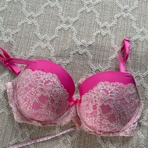 Victoria's Secret Fuchsia and Light Pink Lace Bra